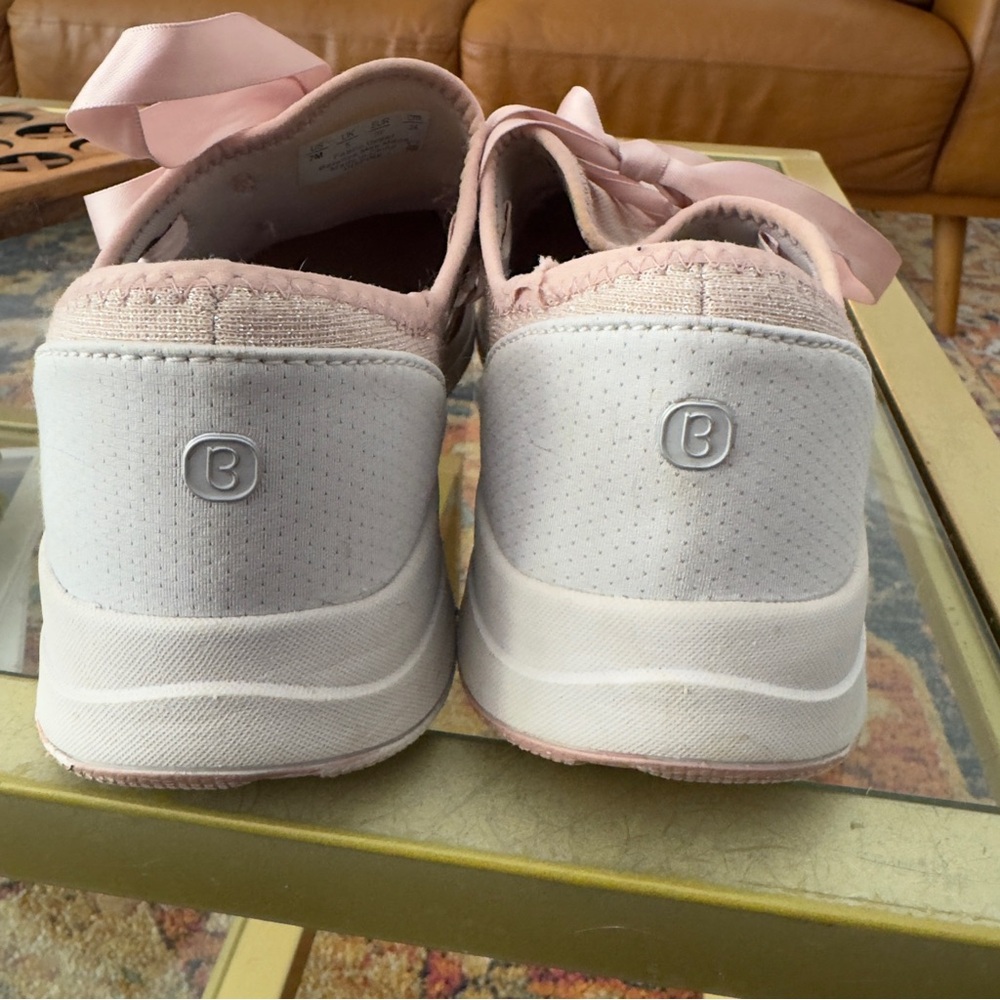Zees Blush Pink Ribbon Lace Comfort Sneakers Women’s Size 7M - Picture 4 of 7